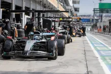 Illustrationsbild från en formel 1-depå.