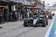 Illustrationsbild från en formel 1-depå.