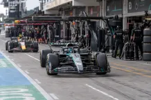 Illustrationsbild från en formel 1-depå.
