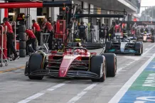 Illustrationsbild från en formel 1-depå.