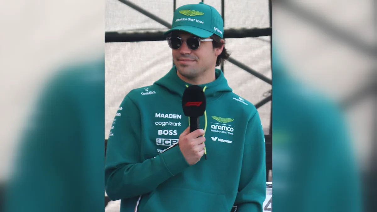 Lance Stroll på scen inför Japans Grand Prix 2025.